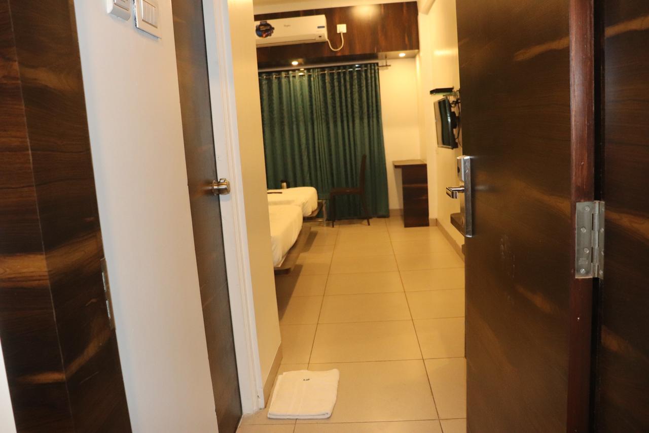 Venkateshwar Hotel ออรังกาบัด ภายนอก รูปภาพ