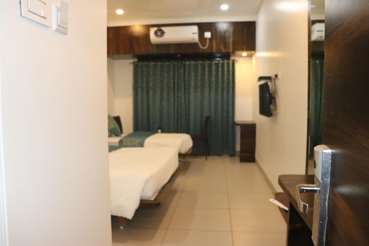 Venkateshwar Hotel ออรังกาบัด ภายนอก รูปภาพ