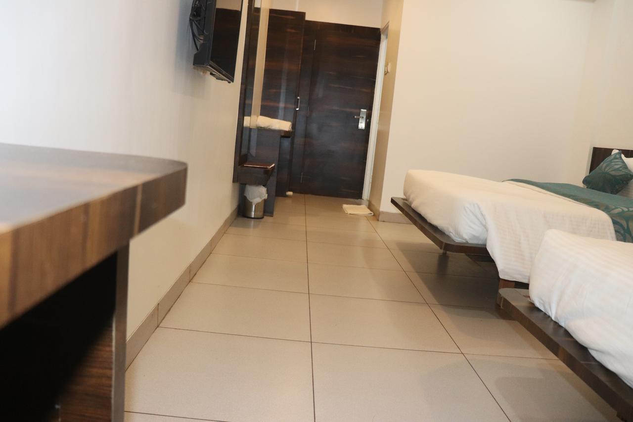 Venkateshwar Hotel ออรังกาบัด ภายนอก รูปภาพ